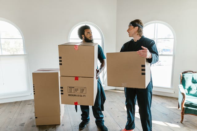 pexels-rdne-stock-project-7464244 tenants-moving-in